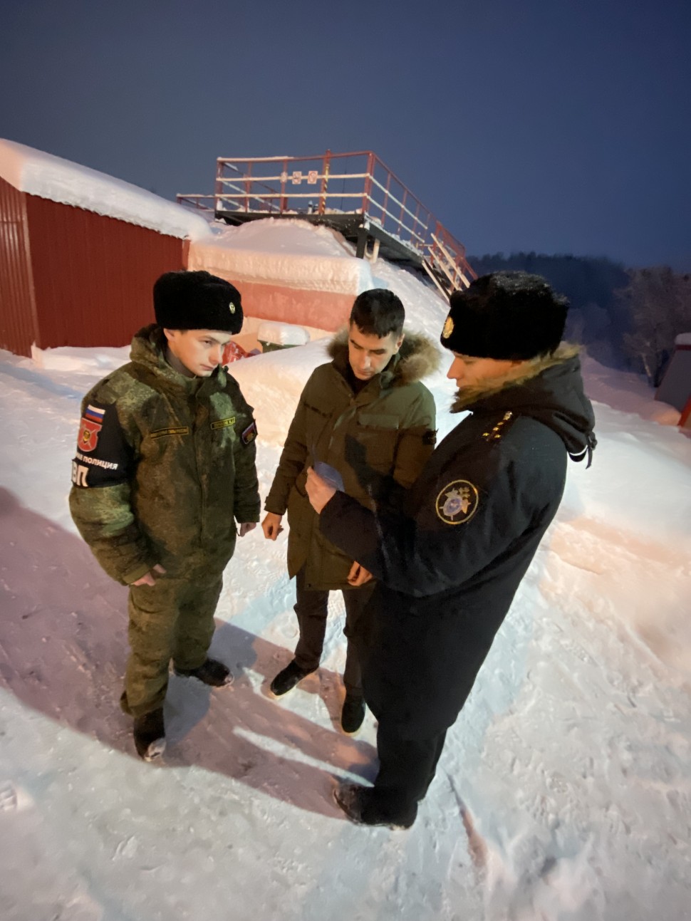 В ЗАТО Александровск и ЗАТО г. Североморск  военными следователями проведены проверки соблюдения законодательства о воинском учете